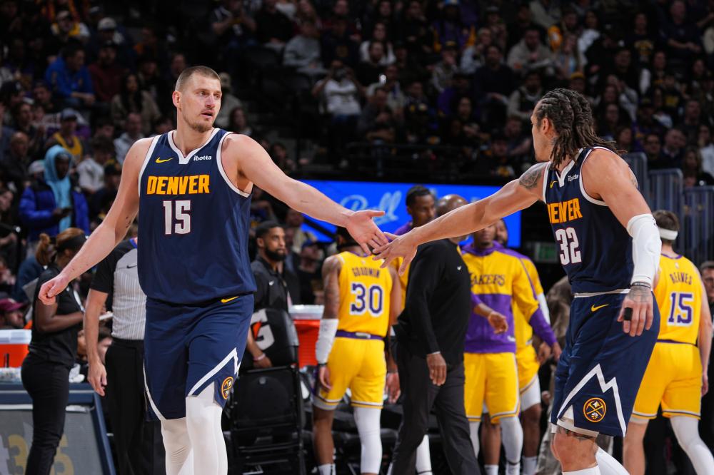 为行业树立 为行业树立