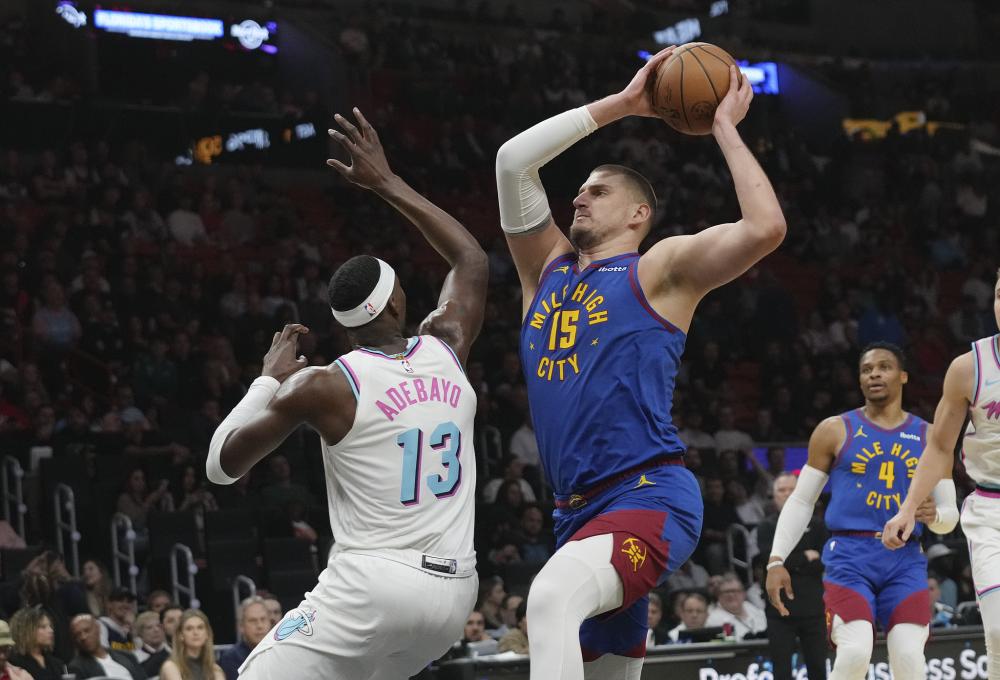 王彤的受伤 王彤的受伤